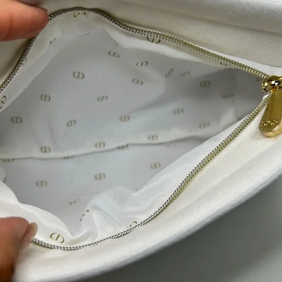 Dior Velvet White Makeup Trousse Cosmetic Case Pouch New In Box - Picture 6 of 8